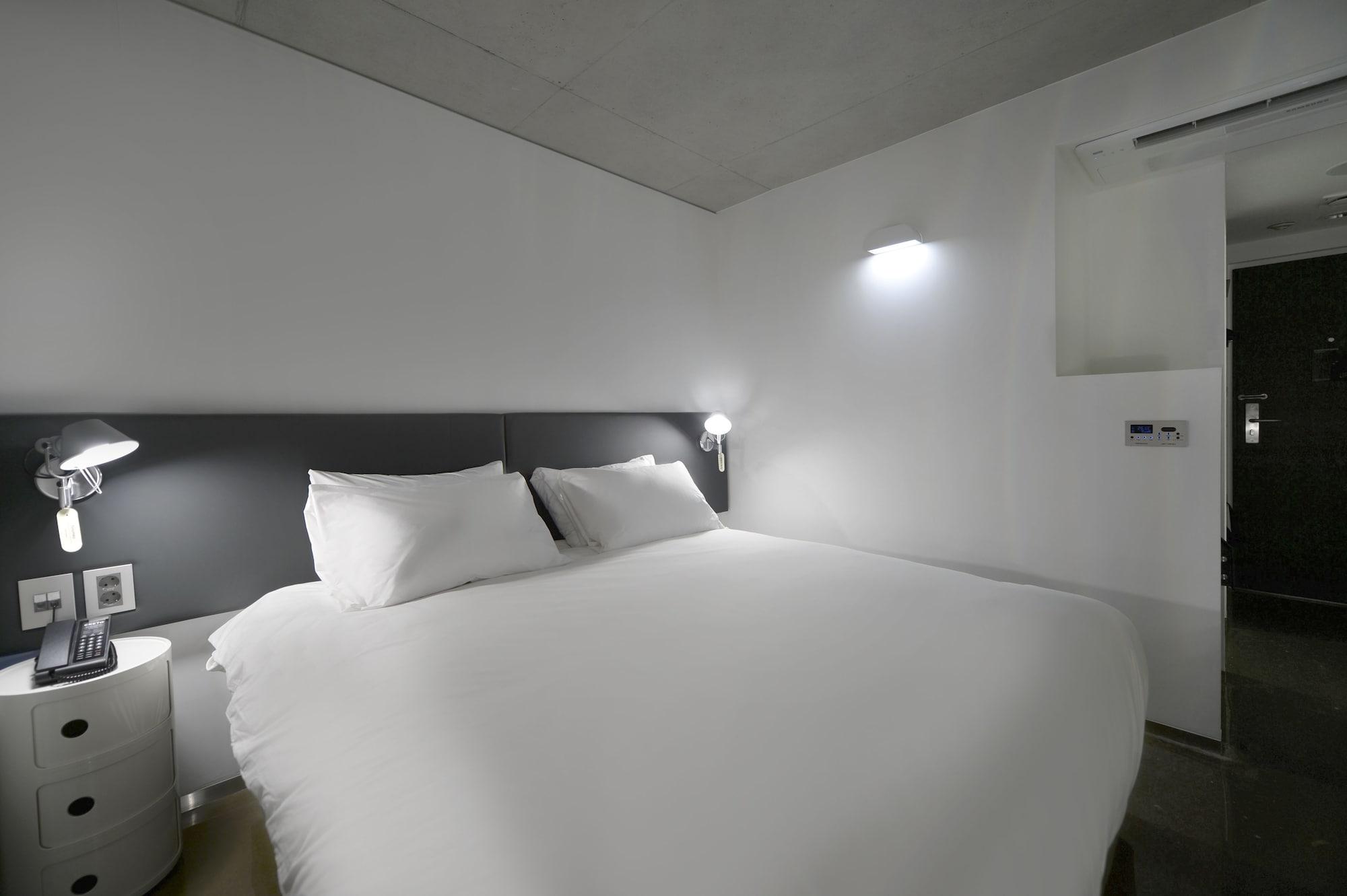 Creto Hotel Myeongdong Seoel Buitenkant foto