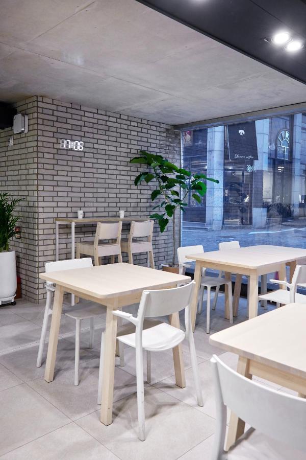 Creto Hotel Myeongdong Seoel Buitenkant foto